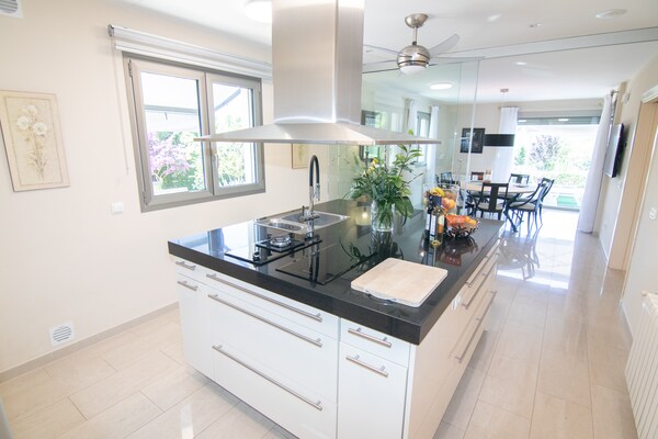 Foto van Villa in Marratxí bij Fashion Outlet - Vakantiehuis in Marratxí - Kitchen