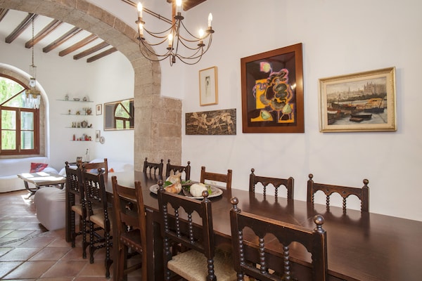 Foto van Landhuis in Lloseta met Zwembad & Terras - Vakantiehuis in Lloseta - DiningRoom