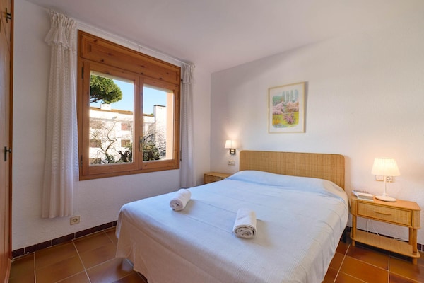 Foto van Appartement in Spanje bij zandstrand - Vakantiehuis in Calella de Palafrugell, Llafranc - BedRoom