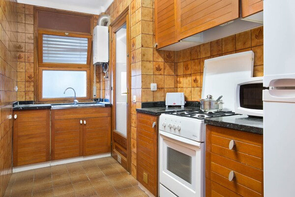 Foto van Appartement in Spanje bij zandstrand - Vakantiehuis in Llafranc - Kitchen