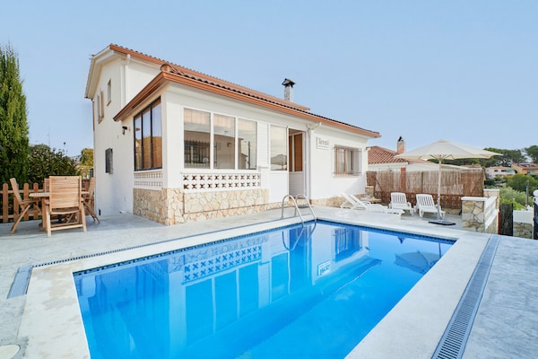 Foto van Gezellige villa voor 10 personen - Vakantiehuis in Blanes - ExteriorSummer