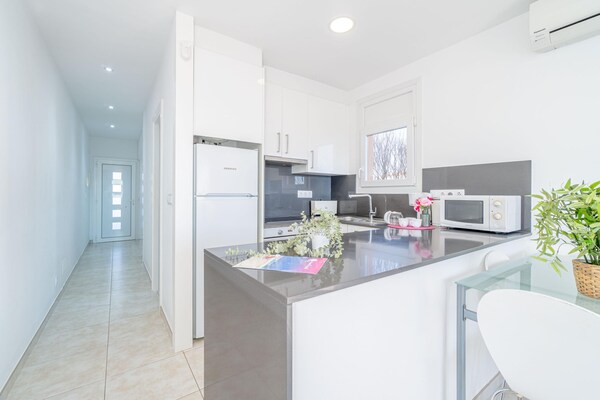 Foto van Stijlvol apartement aan het strand in Ampuriabrava - Kitchen