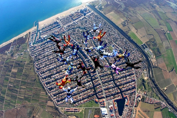 Foto van Appartement aan zee in Empuriabrava met zwembad - Vakantiehuis in Empuriabrava - AreaSummer20KM