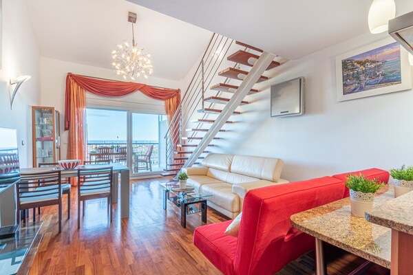 Foto van Appartement in Empuriabrava bij Aiguamolls - Vakantiehuis in Empuriabrava - LivingRoom