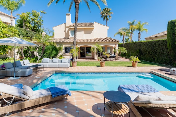 Foto van Charmante Andalusische strandvilla - Vakantiehuis in Marbella - PoolOfHouse