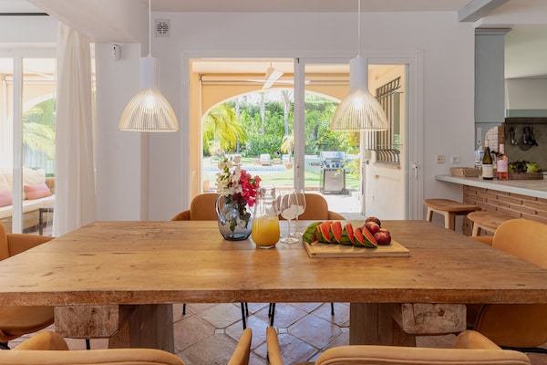 Foto van Charmante Andalusische strandvilla - Vakantiehuis in Marbella - LivingRoom