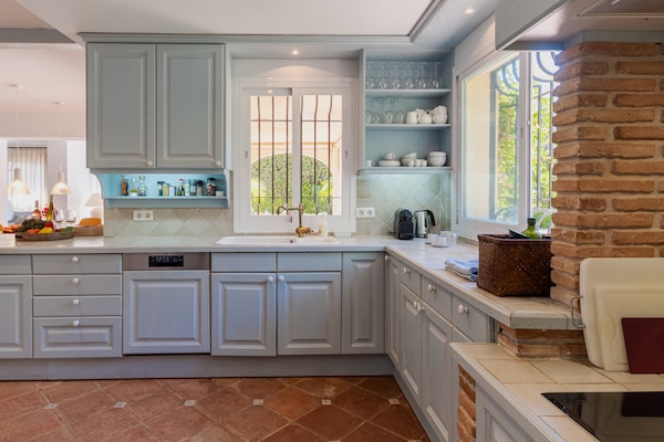 Foto van Charmante Andalusische strandvilla - Vakantiehuis in Marbella - Kitchen