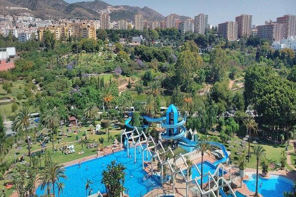 Foto van Appartement met strandzicht - Vakantiehuis in Benalmádena - Facilities