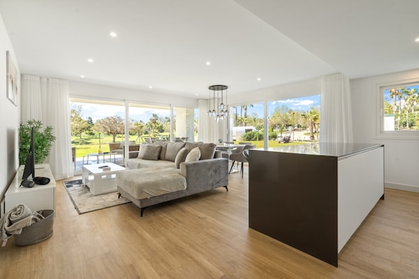 Foto van Appartement met 3 slaapkamers aan de lagune - Vakantiehuis in Casares - PoolOfHouse