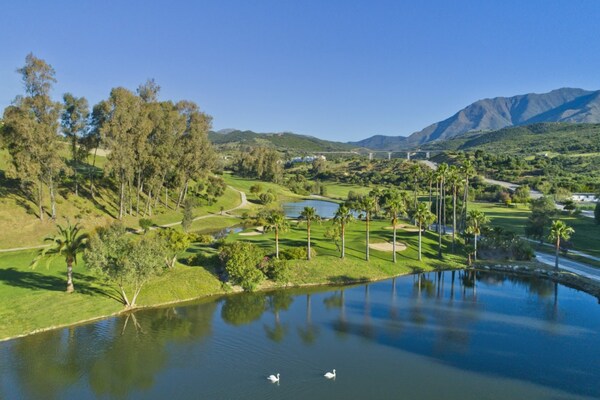 Foto van Appartement met 3 slaapkamers aan de lagune - Vakantiehuis in Casares - AreaSummer1KM