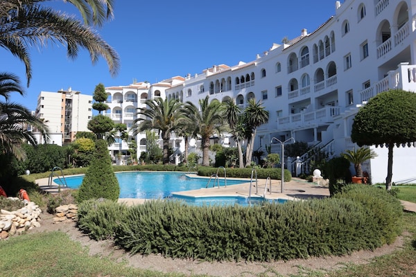 Foto van Appartement in Nerja bij Torrecilla Strand - Vakantiehuis in Nerja - PoolOfHouse