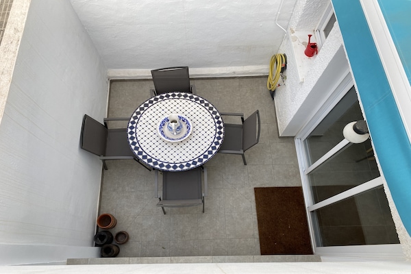 Foto van Vakantiehuis in Nerja bij Playa Carabeillo - Vakantiehuis in Nerja - TerraceBalcony