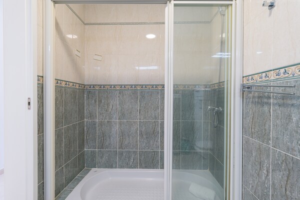 Foto van Appartement in Las Palmas bij Las Canteras - Vakantiehuis in Las Palmas de Gran Canaria - BathRoom