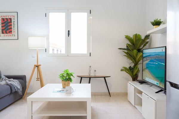 Foto van Appartement in Las Palmas bij Las Canteras - Vakantiehuis in Las Palmas de Gran Canaria - LivingRoom