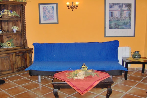 Foto van Appartement vlakbij zee, alleen voor volwassenen. - Vakantiehuis in Icod de los Vinos, Tenerife - LivingRoom