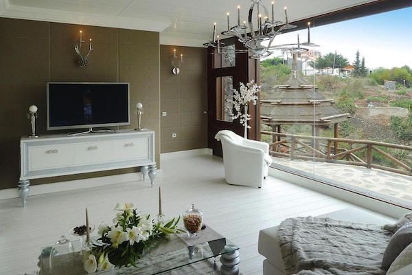 Foto van Charmant vakantiehuis in Torre del Sol - Vakantiehuis in Vera de Erques - LivingRoom