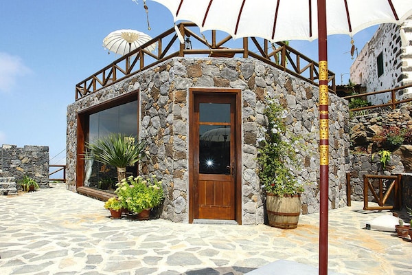 Foto van Charmant vakantiehuis in Torre del Sol - Vakantiehuis in Vera de Erques - ExteriorSummer