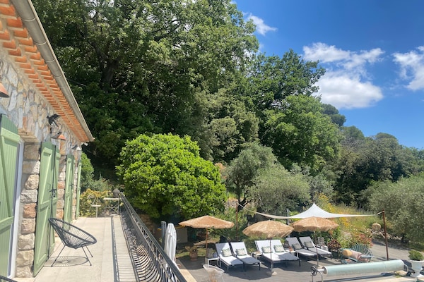Foto van Villa in Grasse met privézwembad - Vakantiehuis in Grasse - ViewSummer