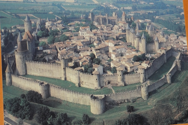 Foto van Villa in Montbrun met zwembad en bergzicht - Vakantiehuis in Montbrun-des-Corbières - AreaSummer5KM