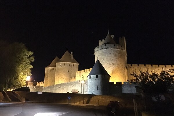 Foto van Villa in Montbrun met zwembad en bergzicht - Vakantiehuis in Montbrun-des-Corbières - AreaSummer20KM