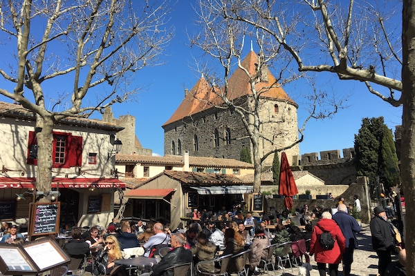 Foto van Villa in Montbrun met zwembad en bergzicht - Vakantiehuis in Montbrun-des-Corbières - AreaSummer20KM