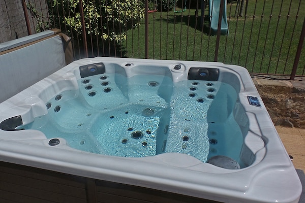 Foto van Villa in Montbrun met zwembad en bergzicht - Vakantiehuis in Montbrun-des-Corbières - Facilities