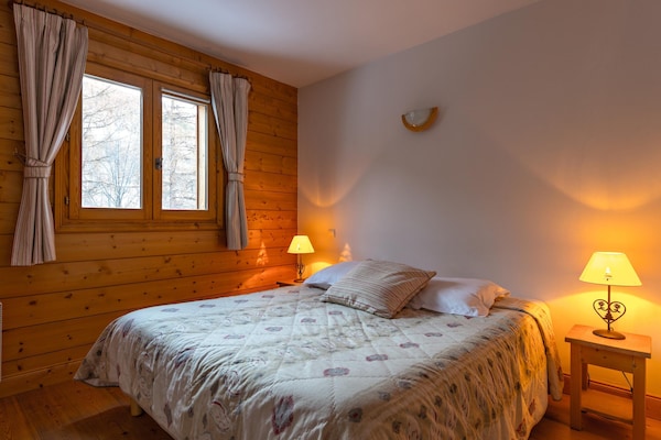 Foto van Bergvakantiehuis met verwarmd zwembad - Vakantiehuis in CHANTEMERLE - BedRoom