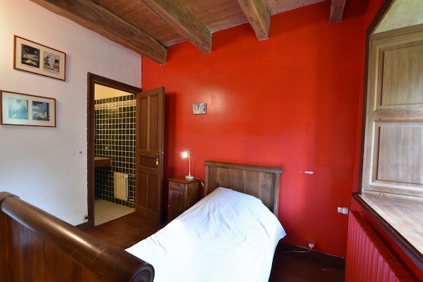 Foto van Herenhuis aan het meer in Plourin-lès-Morlaix - Vakantiehuis in Plourin les Morlaix - BedRoom