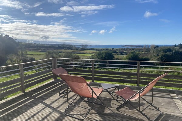 Foto van Charmant huis in Landéda met uitzicht op zee - Vakantiehuis in Landéda - TerraceBalcony