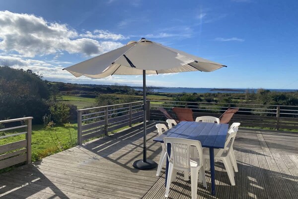 Foto van Charmant huis in Landéda met uitzicht op zee - Vakantiehuis in Landéda - TerraceBalcony