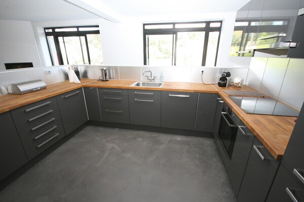 Foto van Villa in Pont-Aven, Bretagne, met privézwembad - Vakantiehuis in Pont-Aven - Kitchen