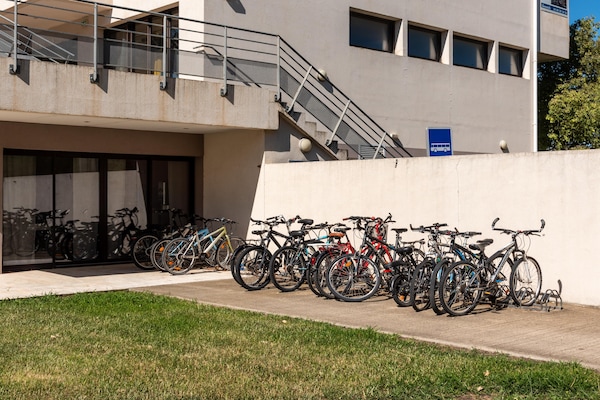 Foto van Chique appartement aan de kust met uitzicht op het zwembad - Facilities