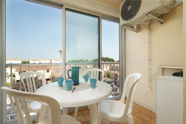 Foto van Appartement voor 6 personen in Les Deux Alpes - Vakantiehuis in Le Grau-du-Roi - DiningRoom