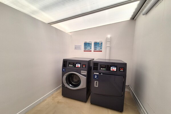 Foto van Chalet met zwembad op 500 meter van het strand. - Vakantiehuis in Saint-Pair-sur-Mer - ParkFacilities