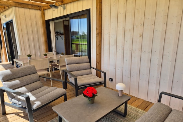 Foto van Chalet met zwembad op 500 meter van het strand. - Vakantiehuis in Saint-Pair-sur-Mer - Terrace