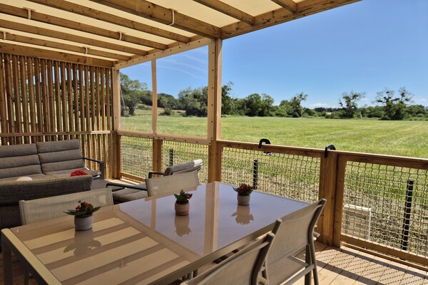 Foto van Chalet met zwembad op 500 meter van het strand. - Vakantiehuis in Saint-Pair-sur-Mer - Terrace