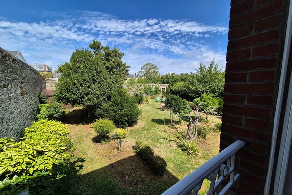 Foto van Charmant huis dicht bij het centrum - Vakantiehuis in Granville - ViewSummer