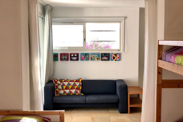 Foto van Villa in La Croix-Valmer met Zeezicht - Vakantiehuis in La Croix-Valmer - LivingRoom