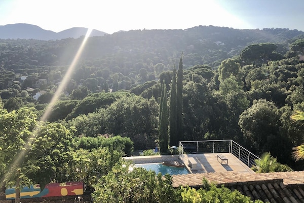 Foto van Villa in La Croix-Valmer met Zeezicht - Vakantiehuis in La Croix-Valmer - ViewSummer