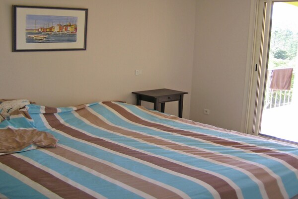 Foto van Villa in Le Muy met zwembad en meer - Vakantiehuis in Le muy - BedRoom