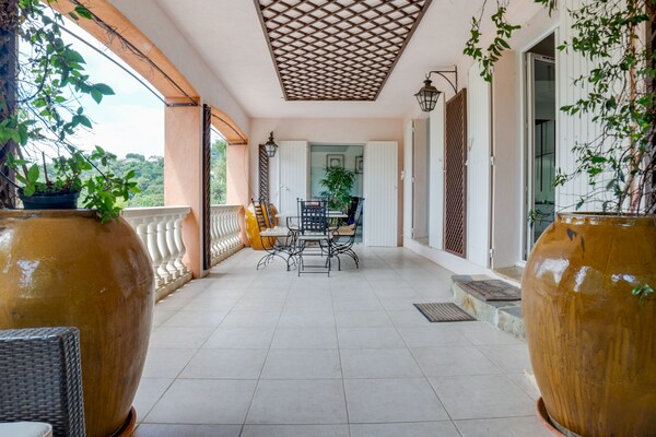 Foto van Appartement in Morbihan park in de buurt van zee - Vakantiehuis in Les Adrets de l'Esterel - TerraceBalcony