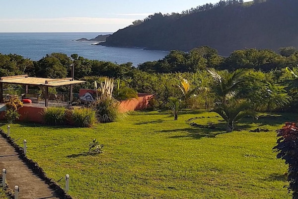 Foto van Appartement met zeezicht in Manapany - Vakantiehuis in Saint-Joseph, La Reunion - GardenSummer