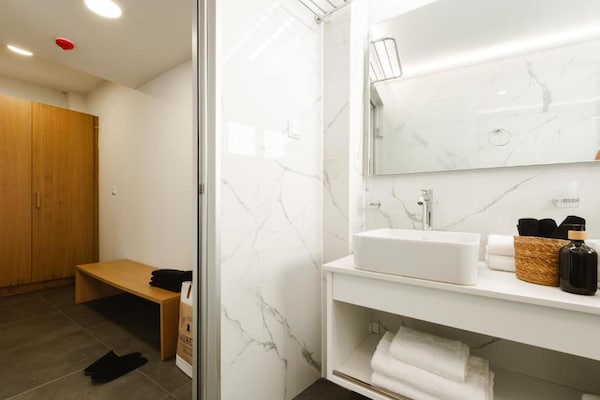 Foto van Chique familievilla met zwembad in Syvota - Vakantiehuis in Syvota - BathRoom