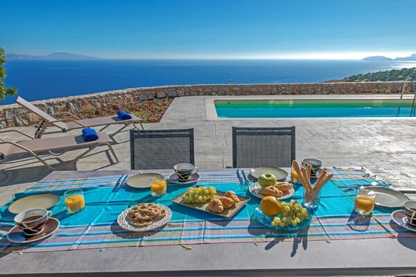 Foto van Chique Agia Galini Oase - Vakantiehuis in Agia Galini - TerraceBalcony