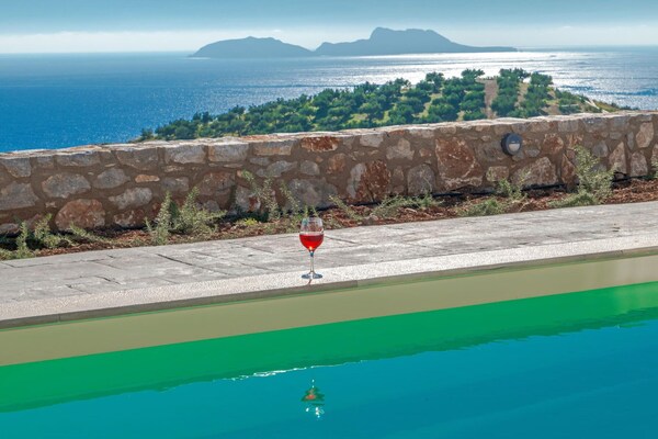 Foto van Chique Agia Galini Oase - Vakantiehuis in Agia Galini - PoolOfHouse