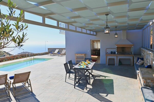 Foto van Chique Agia Galini Oase - Vakantiehuis in Agia Galini - TerraceBalcony