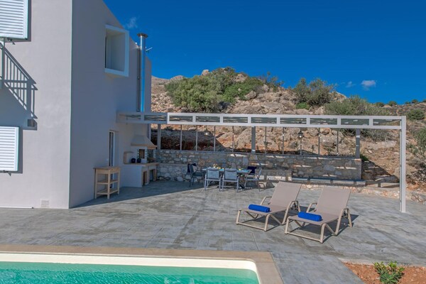 Foto van Chique Agia Galini Oase - Vakantiehuis in Agia Galini - TerraceBalcony