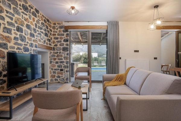 Foto van Chique villa met toegang tot het zwembad voor 5 personen - LivingRoom
