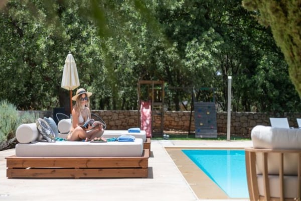 Foto van Chique familieprines landelijke oase - Vakantiehuis in Prines - PoolOfHouse
