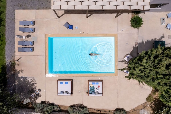 Foto van Chique familieprines landelijke oase - Vakantiehuis in Prines - PoolOfHouse